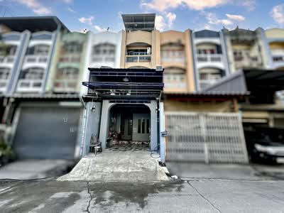 ขาย - อาคารพาณิชย์ 3.5 ชั้น ซอย เอกชัย 66/1 (รีโนเวทใหม่ทั้งหลัง), กรุงเทพ