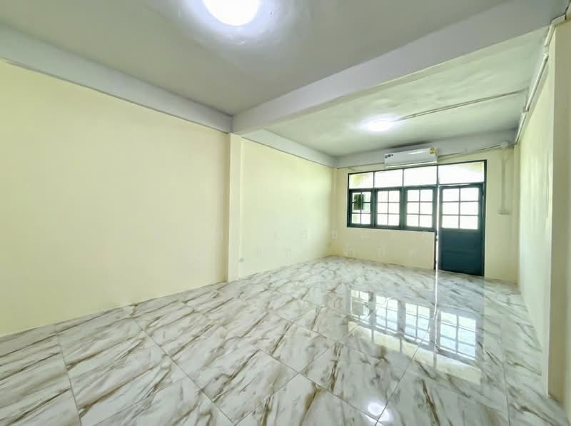 อาคารพาณิชย์ 3.5 ชั้น ซอย เอกชัย 66/1 (รีโนเวทใหม่ทั้งหลัง), กรุงเทพ, บางบอน, บางบอน, กรุงเทพ, 400 ตร.ม., ตึกแถว-อาคารพาณิชย์ ขาย, โดย บริษัท เอชแอล แอสเซท จำกัด, 11552529 - DDproperty.com