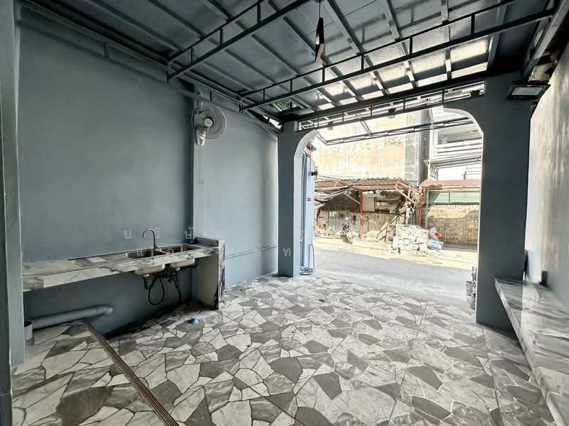 อาคารพาณิชย์ 3.5 ชั้น ซอย เอกชัย 66/1 (รีโนเวทใหม่ทั้งหลัง), Bangkok, Bang Bon, Bang Bon, Bangkok, , 400 sqm, Shophouse For Sale, by บริษัท เอชแอล แอสเซท จำกัด, 11552529 - DDproperty.com