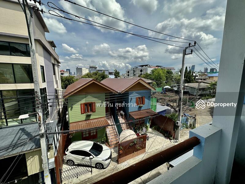 For Sale - ซอยศาสนา, Bangkok