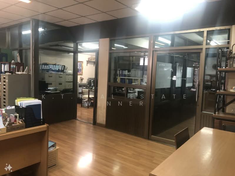 Building 6 adjacent units, good location, corner, on Sukhumvit Road 113, guaranteed to have tenants, Samut Prakan, ด่านสำโรง, Samrong Nua, Muang Samut Prakarn, Samut Prakan, , 864 sqm, Shophouse For Sale, by K.T.Real Estate Winner, 11553595 - DDproperty.com