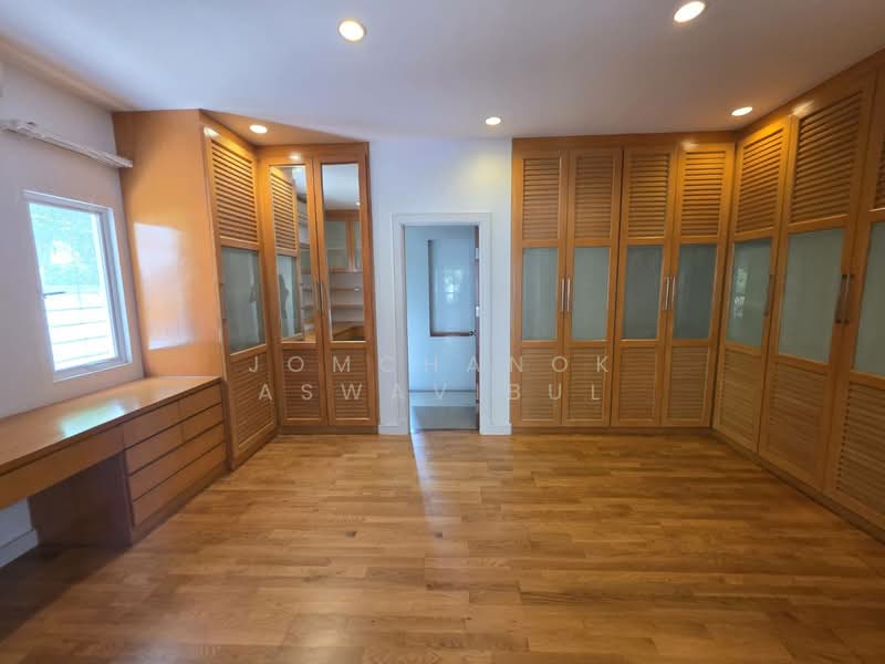 House for rent Thonglor, กรุงเทพ, คลองตัน, คลองเตย, กรุงเทพ, 400 ตร.ม., บ้านเดี่ยว ให้เช่า, โดย Jomchanok Aswavibul, 11554176 - DDproperty.com