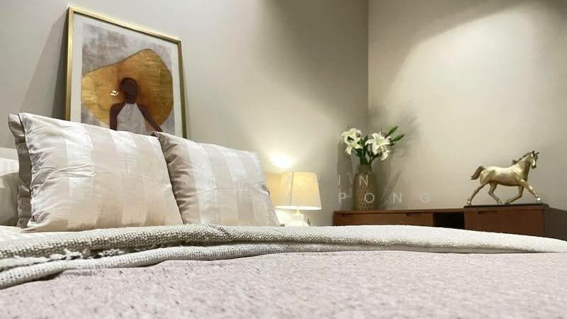 28 Chidlom, Bangkok, 28 Chit Lom Alley, Lumphini, Pathum Wan, Bangkok, 1 Bedroom, 44 sqm, Condo For Rent, by Ratsarin Sirinipaspong, 11554750 - DDproperty.com