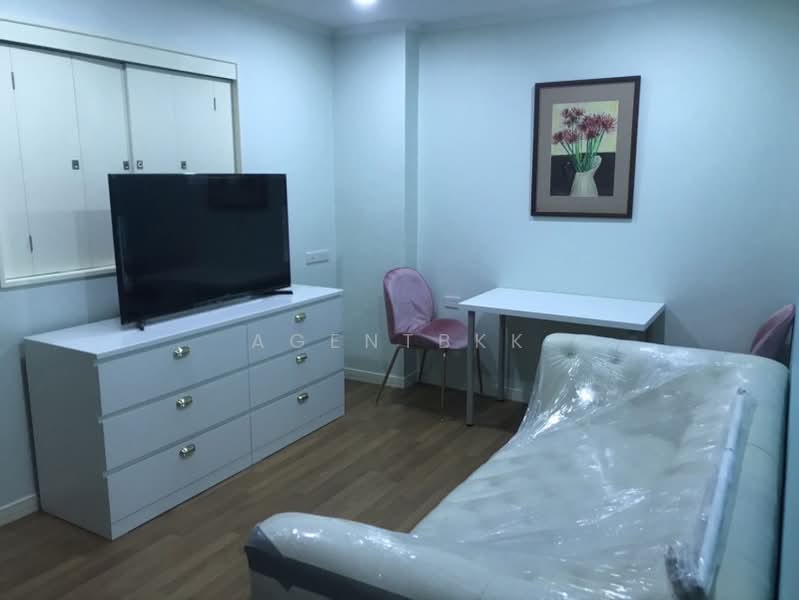Lumpini Place Rama 4-Sathorn, Bangkok, 164 Soi Sri Bamphen, Chong Nonsi, Yan Nawa, Bangkok, 1 Bedroom, 39 sqm, Condo For Rent, by Agentbkk, 11554879 - DDproperty.com