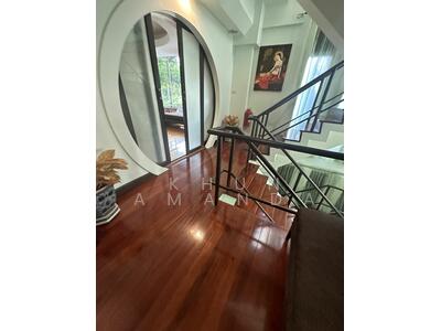 ขาย - ขายที่ดินพร้อมอาคาร3ชั้นสุขุมวิท 39, กรุงเทพ