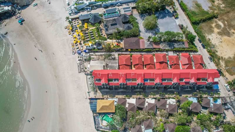 Newly Fully RENOVATED stunning 4 floor Beach townhome READY TO MOVE IN, price 11.49 Million Baht, Prachuap Khiri Khan, Hua Hin, Prachuap Khiri Khan, 3 Bedrooms, 222 sqm, Townhouse For Sale, by Chuanpit Tongmanee, 11555790 - DDproperty.com