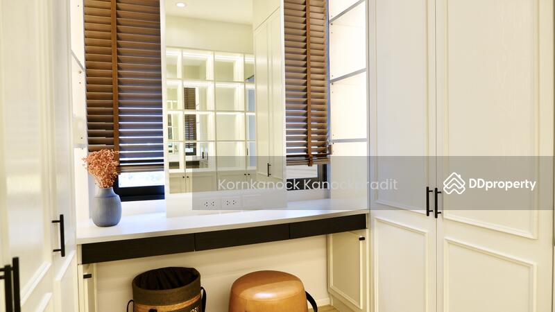 For Sale - Nirvana Define Srinakarin-Rama 9, Bangkok