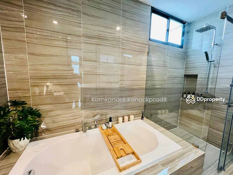 For Sale - Nirvana Define Srinakarin-Rama 9, Bangkok