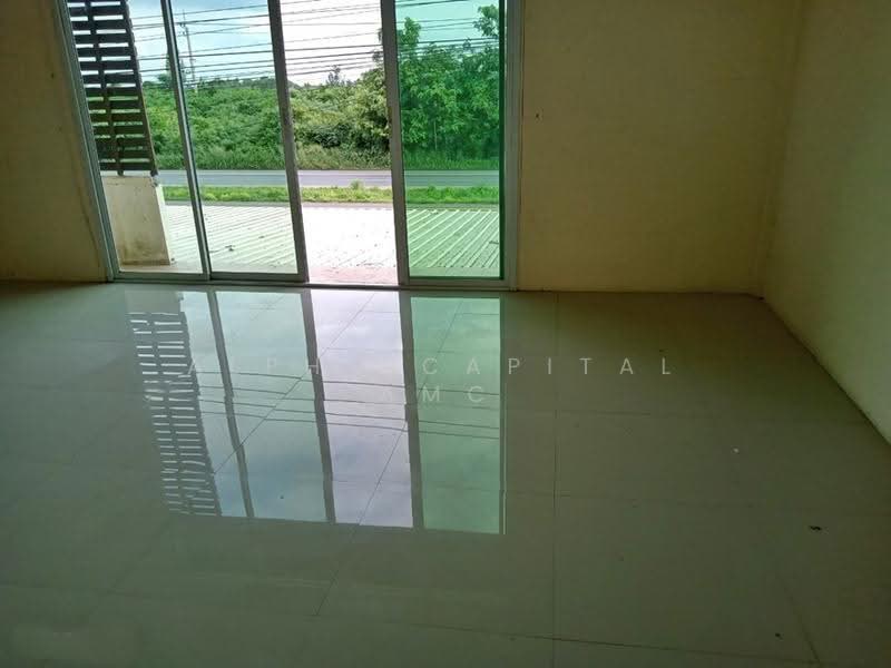 ขายอาคารพาณิชย์ 2 ชั้น, 3 คูหา L4_1_0203_G01, ลพบุรี, 9 สระบุรี-หล่มสัก (21), เขาแหลม, ชัยบาดาล, ลพบุรี, 390 ตร.ม., ตึกแถว-อาคารพาณิชย์ ขาย, โดย วารุณี จำรูญนุรักษ์, 11556822 - DDproperty.com