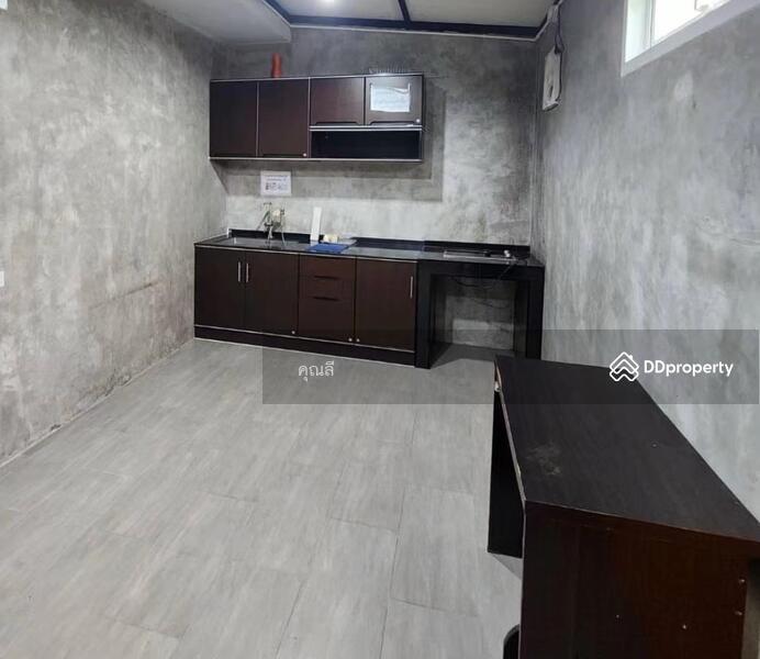 For Rent - ใจกลางย่านเลียบด่วนฯ ! ให้เช่าออฟฟิศ 5 ชั้น,ซอยนวลจันทร์​ 31 (10 ม. ถึง ถนนใหญ่) 32 ตร.ว, 4 จอด, Bangkok