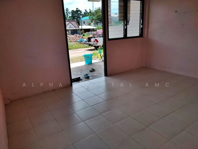 ทาวน์เฮ้าส์ 1 ชั้น ถนนนาบนเขา ต.ท่าแซะ อ.ท่าแซะ จ.ชุมพร L4_4_0588_G01, ชุมพร, 124 ถนนนาบนเขา, ท่าแซะ, ท่าแซะ, ชุมพร, 44 ตร.ม., ทาวน์เฮ้าส์ ขาย, โดย Alpha Capital AMC, 11557758 - DDproperty.com