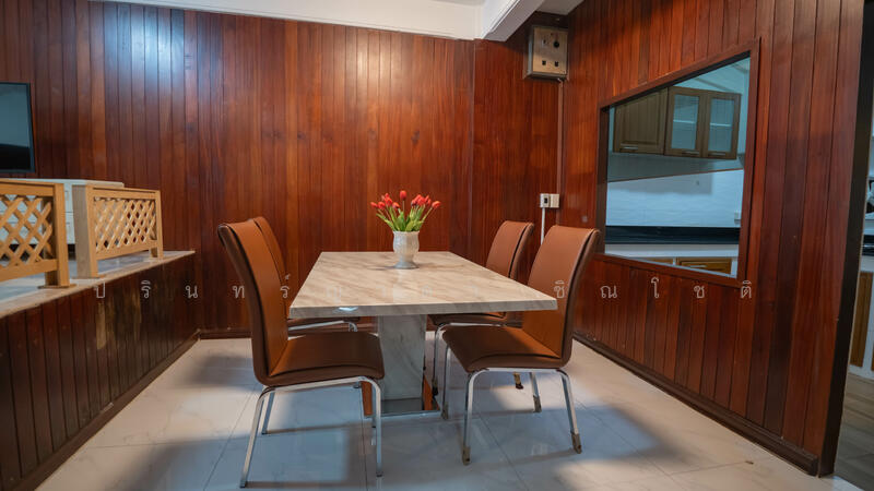 Home Office Ekkamai, Bangkok, Khlong Tan Nua, Watthana, Bangkok, 5 Bedrooms, 350 sqm, Townhouse For Rent, by ปรินทร์ญาดา ชิณโชติ, 11558032 - DDproperty.com