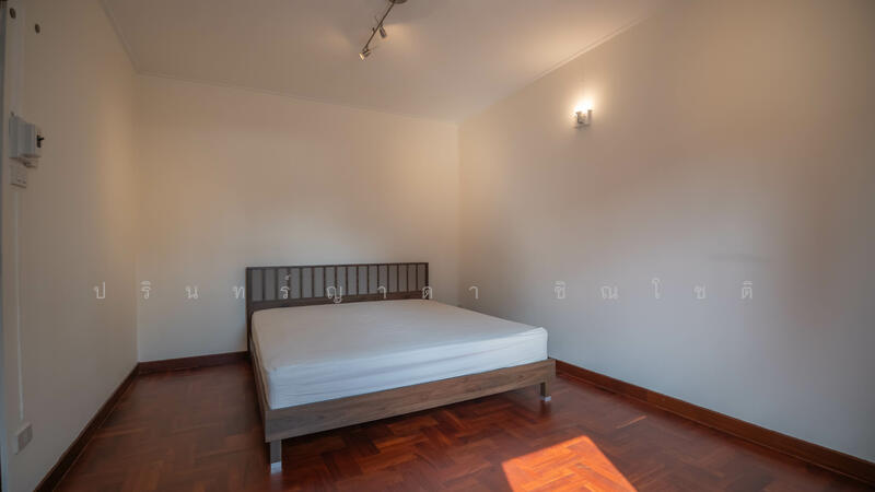 Home Office Ekkamai, Bangkok, Khlong Tan Nua, Watthana, Bangkok, 5 Bedrooms, 350 sqm, Townhouse For Rent, by ปรินทร์ญาดา ชิณโชติ, 11558032 - DDproperty.com