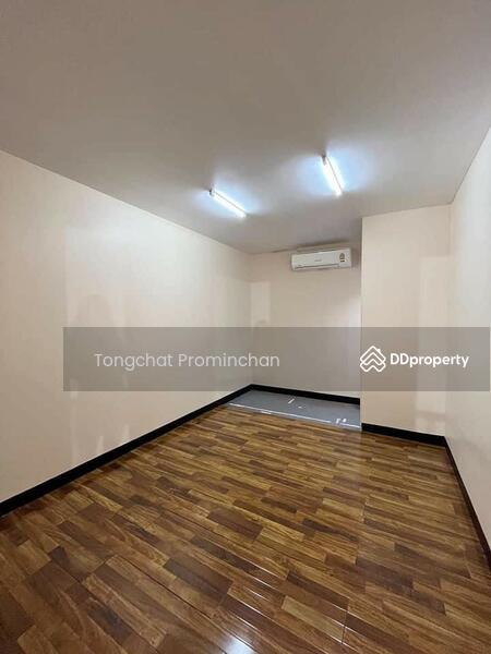 For Rent - โกดังให้เช่า รัชดา : warehouse for rent ratchada, Bangkok