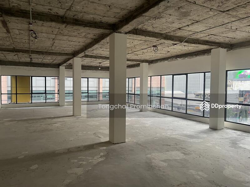 For Rent - พื้นที่ให้เช่า อโศก : space for rent asok, Bangkok