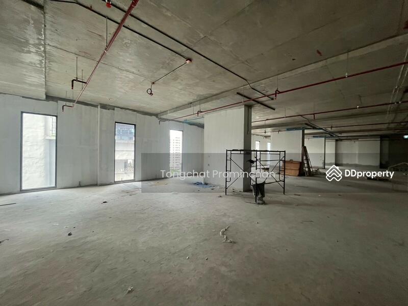For Rent - พื้นที่ให้เช่า สุขุมวิท 24 : space for rent sukhumvit 24, Bangkok