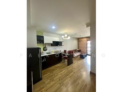 ขาย - Baan Navatara Condominium : บ้านนวธารา คอนโดมิเนียม, กรุงเทพ