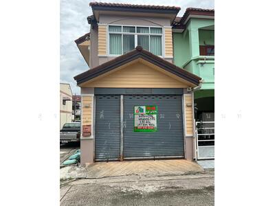 ขาย - ขายบ้านทาวเฮ้าส์ 2 ชั้น แปลงหัวมุมหมู่บ้านเลิศอุบล ลำลูกกา คลอง5.5 ต.บึงคำพร้อย อ.ลำลูกกา จ.ปทุมธานี, ปทุมธานี