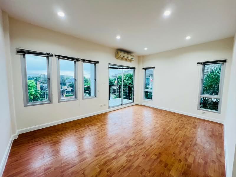 Vista Park Viphavadi : วิสต้า ปาร์ค วิภาวดี, กรุงเทพ, ซอย หมู่บ้านวิสต้าปาร์ค วิภาวดี, ตลาดบางเขน, หลักสี่, กรุงเทพ, 225 ตร.ม., ทาวน์เฮ้าส์ ขาย, โดย Rapee Thanakun, 11562388 - DDproperty.com