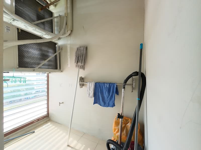 The IRIS Rama 9-Srinakarin, Bangkok, Srinakarin Road, Suan Luang, Suan Luang, Bangkok, 1 Bedroom, 46 sqm, Condo For Rent, by Khun Nest, 11563055 - DDproperty.com