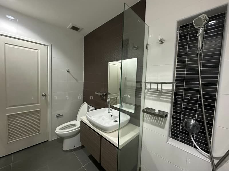 Patio Srinakarin-Rama 9, Bangkok, Krungthep Kreetha Road, Hua Mak, Bang Kapi, Bangkok, 4 Bedrooms, 180 sqm, Townhouse For Rent, by เสาวลักษณ์ มิ้มทอง, 11563455 - DDproperty.com