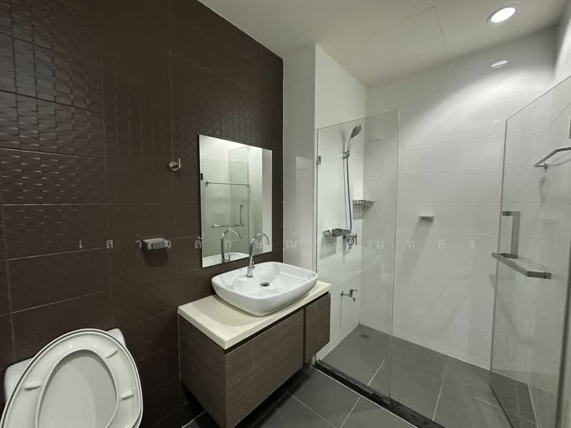 Patio Srinakarin-Rama 9, Bangkok, Krungthep Kreetha Road, Hua Mak, Bang Kapi, Bangkok, 4 Bedrooms, 180 sqm, Townhouse For Rent, by เสาวลักษณ์ มิ้มทอง, 11563455 - DDproperty.com