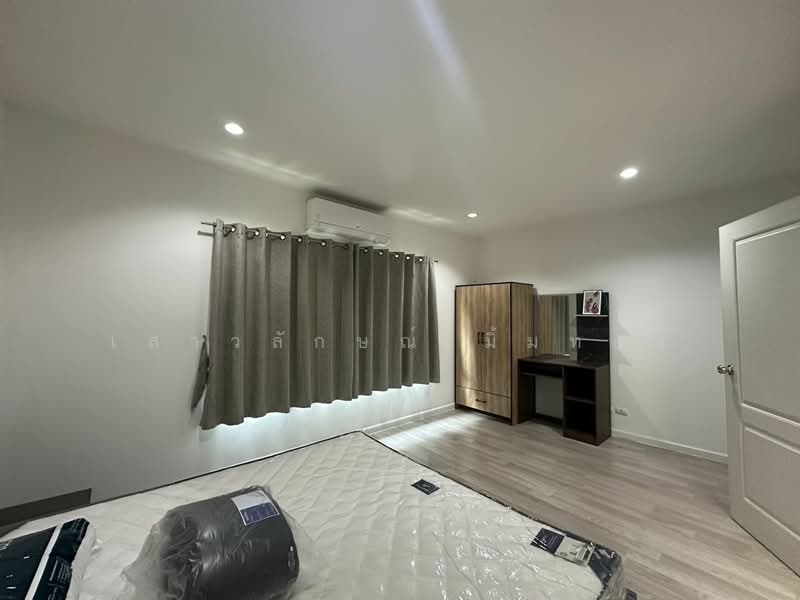 Patio Srinakarin-Rama 9, Bangkok, Krungthep Kreetha Road, Hua Mak, Bang Kapi, Bangkok, 4 Bedrooms, 180 sqm, Townhouse For Rent, by เสาวลักษณ์ มิ้มทอง, 11563455 - DDproperty.com