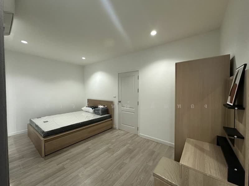 Patio Srinakarin-Rama 9, Bangkok, Krungthep Kreetha Road, Hua Mak, Bang Kapi, Bangkok, 4 Bedrooms, 180 sqm, Townhouse For Rent, by เสาวลักษณ์ มิ้มทอง, 11563455 - DDproperty.com