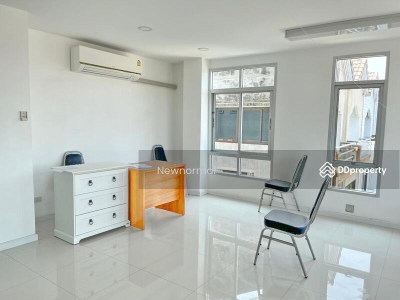ขาย - โฮมออฟฟิศ Home Office โชคชัย 4 Chatchai 4, กรุงเทพ