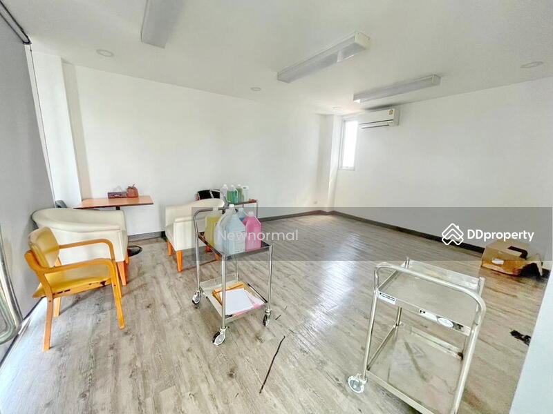 ขาย - โฮมออฟฟิศ Home Office โชคชัย 4 Chatchai 4, กรุงเทพ