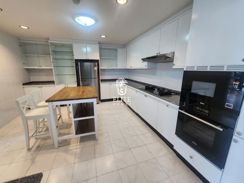 Charan Tower Residences by Aspira, Bangkok, 19 Soi Sukhumvit 43, Khlong Tan Nua, Watthana, Bangkok, 3 Bedrooms, 600 sqm, Condo For Rent, by The Elite Homes (Thailand) Co., Ltd., 11564612 - DDproperty.com