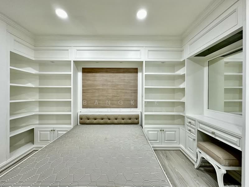 Fifty Fifth Tower, Bangkok, 84 Soi Sukhumvit 55, Sukhumvit Road, Khlong Tan Nua, Watthana, Bangkok, 3 Bedrooms, 200 sqm, Condo For Rent, by Bangkok Residential, 11564665 - DDproperty.com