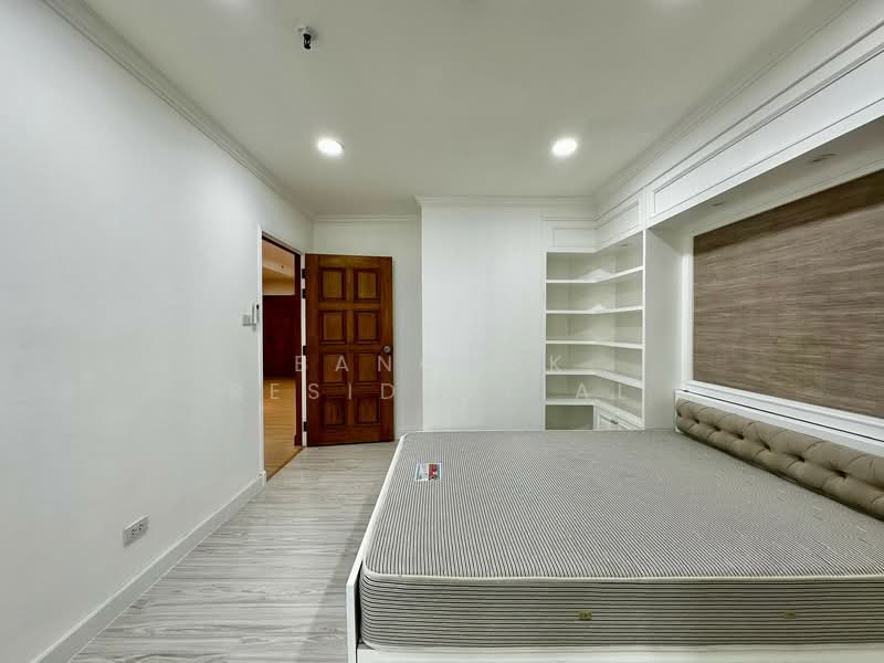 Fifty Fifth Tower, Bangkok, 84 Soi Sukhumvit 55, Sukhumvit Road, Khlong Tan Nua, Watthana, Bangkok, 3 Bedrooms, 200 sqm, Condo For Rent, by Bangkok Residential, 11564665 - DDproperty.com