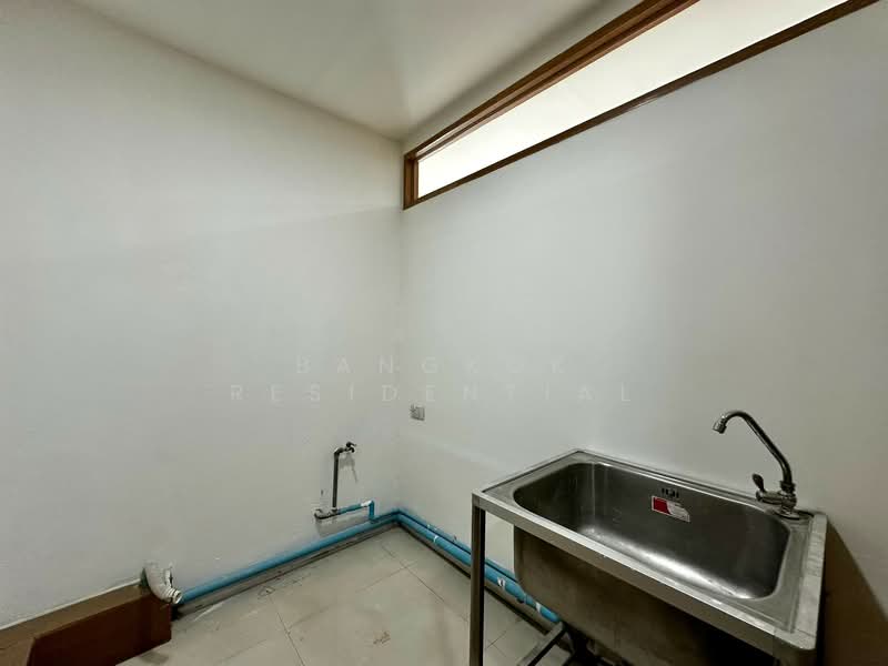 Fifty Fifth Tower, Bangkok, 84 Soi Sukhumvit 55, Sukhumvit Road, Khlong Tan Nua, Watthana, Bangkok, 3 Bedrooms, 200 sqm, Condo For Rent, by Bangkok Residential, 11564665 - DDproperty.com