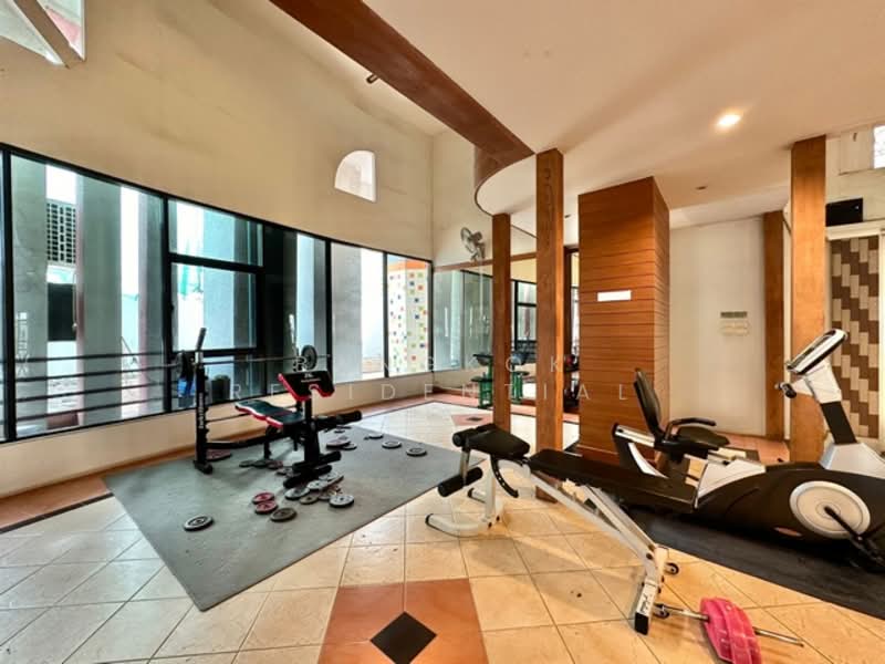 Fifty Fifth Tower, Bangkok, 84 Soi Sukhumvit 55, Sukhumvit Road, Khlong Tan Nua, Watthana, Bangkok, 3 Bedrooms, 200 sqm, Condo For Rent, by Bangkok Residential, 11564665 - DDproperty.com