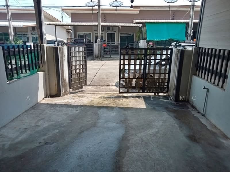Sale Townhouse 1-ST Eastern Village TMB01_150_G01, Chon Buri (Pattaya), 111/158 ไทยรุ่งเรือง-อาหารสยาม, Bo Win, Si Racha, Chon Buri (Pattaya), 2 Bedrooms, 67 sqm, Townhouse For Sale, by วารุณี จำรูญนุรักษ์, 11565160 - DDproperty.com