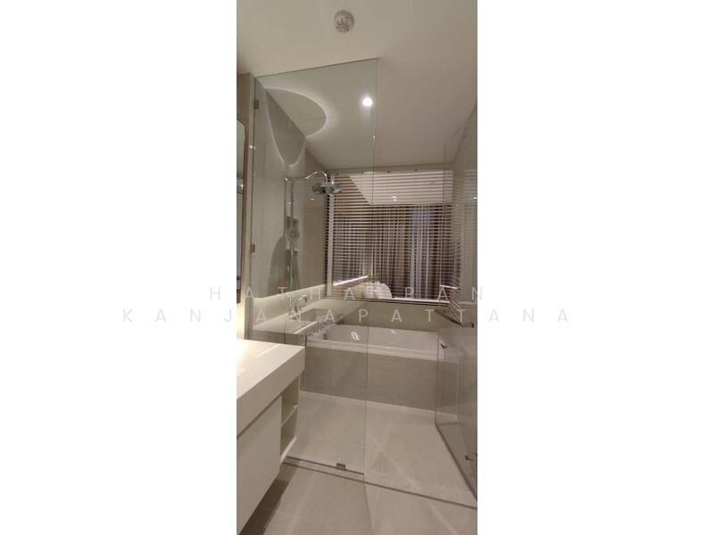 Muniq Langsuan, Bangkok, Soi Tonson, Lumphini, Pathum Wan, Bangkok, 1 Bedroom, 53 sqm, Condo For Rent, by Yoshida Co., Ltd., 11565254 - DDproperty.com