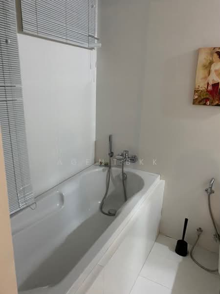 Manhattan Chidlom, Bangkok, 1032 Phetchaburi 32 Alley, Makkasan, Ratchathewi, Bangkok, 1 Bedroom, 58 sqm, Condo For Rent, by Agentbkk, 11567178 - DDproperty.com