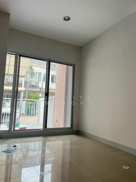 Vista180 Townhouse Nonthaburi for Sales, Nonthaburi, Suan Yai, Muang Nonthaburi, Nonthaburi, 2 Bedrooms, 148 sqm, Townhouse For Sale, by Thitiya Laemthongswat, 11567213 - DDproperty.com