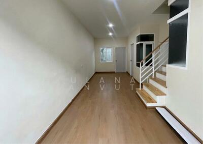 ขาย - Golden Town 3 Bangna-Suanluang : โกลเด้น ทาวน์ 3 บางนา-สวนหลวง, กรุงเทพ