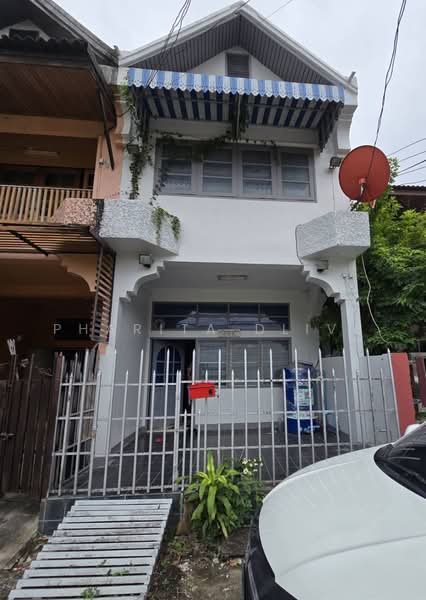 Townhouse for sale! Walkable to Prc ,Dara School, Chiang Mai, Wat Khet, Muang Chiang Mai, Chiang Mai, 4 Bedrooms, 200 sqm, Townhouse For Sale, by Pharita Chaimanee, 11568117 - DDproperty.com