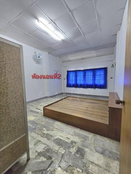 Townhouse for sale! Walkable to Prc ,Dara School, Chiang Mai, Wat Khet, Muang Chiang Mai, Chiang Mai, 4 Bedrooms, 200 sqm, Townhouse For Sale, by Pharita Chaimanee, 11568117 - DDproperty.com
