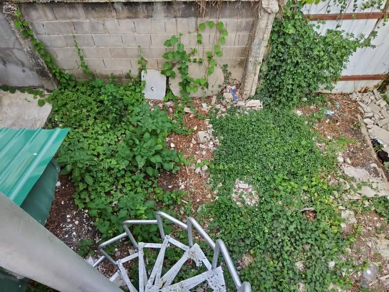 Townhouse for sale! Walkable to Prc ,Dara School, Chiang Mai, Wat Khet, Muang Chiang Mai, Chiang Mai, 4 Bedrooms, 200 sqm, Townhouse For Sale, by Pharita Chaimanee, 11568117 - DDproperty.com