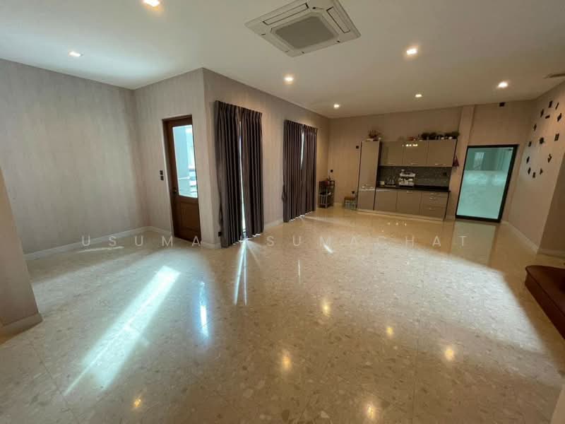 Grand Bangkok Boulevard Sukhumvit, Samut Prakan, Bearing-Lasalle Road, Samrong Nua, Muang Samut Prakarn, Samut Prakan, 4 Bedrooms, 500 sqm, Single Detached House For Rent, by Usuma Usumachat, 11568412 - DDproperty.com
