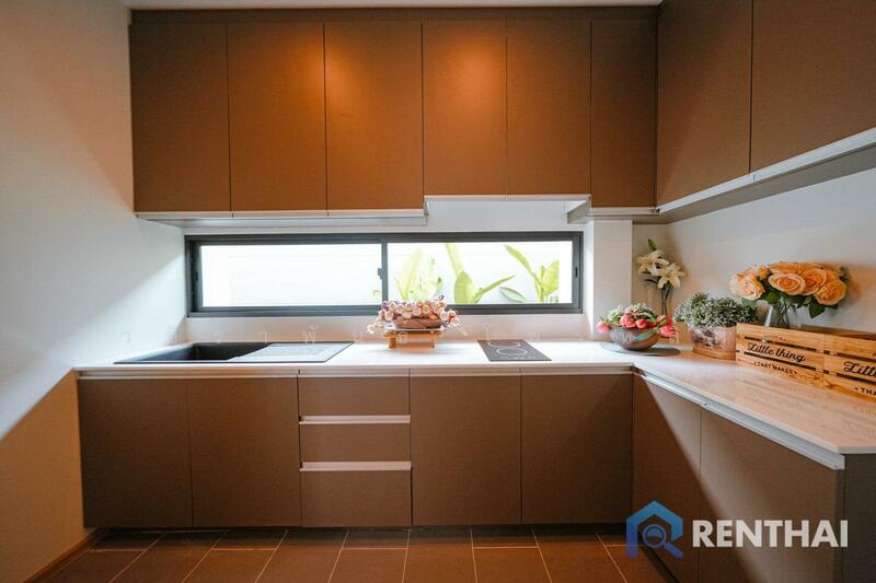 Luxury 5-Bedrooms Fully Furnished House in Pattaya, Chon Buri (Pattaya), Na Kloe, Bang Lamung (Pattaya), Chon Buri (Pattaya), 5 Bedrooms, 520 sqm, Single Detached House For Sale, by วชิราพันธ์ โฟรห์ลิค, 11568816 - DDproperty.com