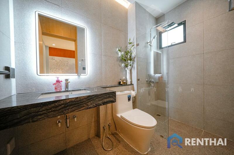 Luxury 5-Bedrooms Fully Furnished House in Pattaya, Chon Buri (Pattaya), Na Kloe, Bang Lamung (Pattaya), Chon Buri (Pattaya), 5 Bedrooms, 520 sqm, Single Detached House For Sale, by วชิราพันธ์ โฟรห์ลิค, 11568816 - DDproperty.com