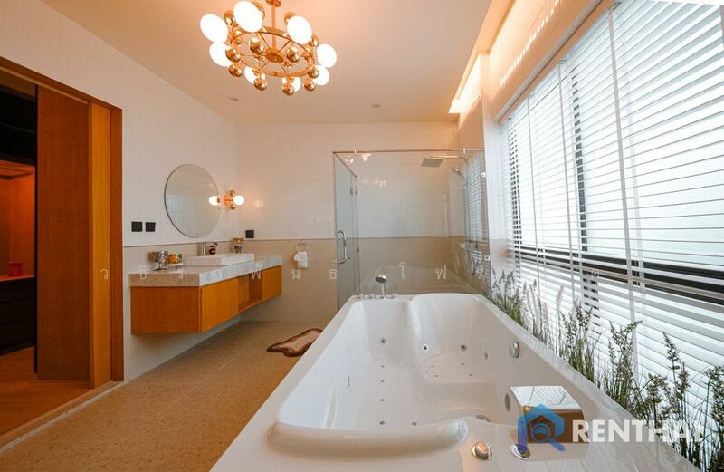 Luxury 5-Bedrooms Fully Furnished House in Pattaya, Chon Buri (Pattaya), Na Kloe, Bang Lamung (Pattaya), Chon Buri (Pattaya), 5 Bedrooms, 520 sqm, Single Detached House For Sale, by วชิราพันธ์ โฟรห์ลิค, 11568816 - DDproperty.com