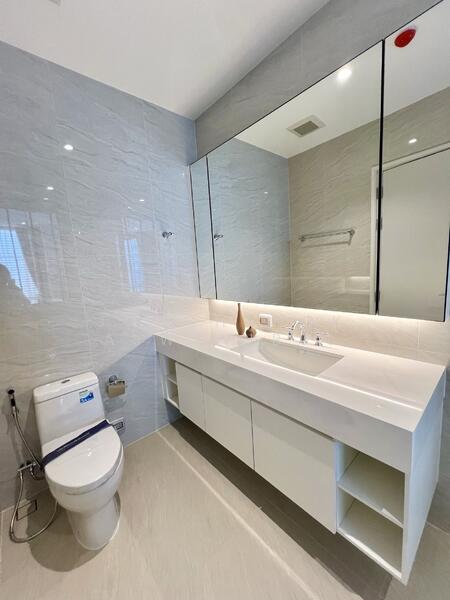 Muniq Langsuan, Bangkok, Soi Tonson, Lumphini, Pathum Wan, Bangkok, 1 Bedroom, 58 sqm, Condo For Rent, by Jomchanok Aswavibul, 11571087 - DDproperty.com