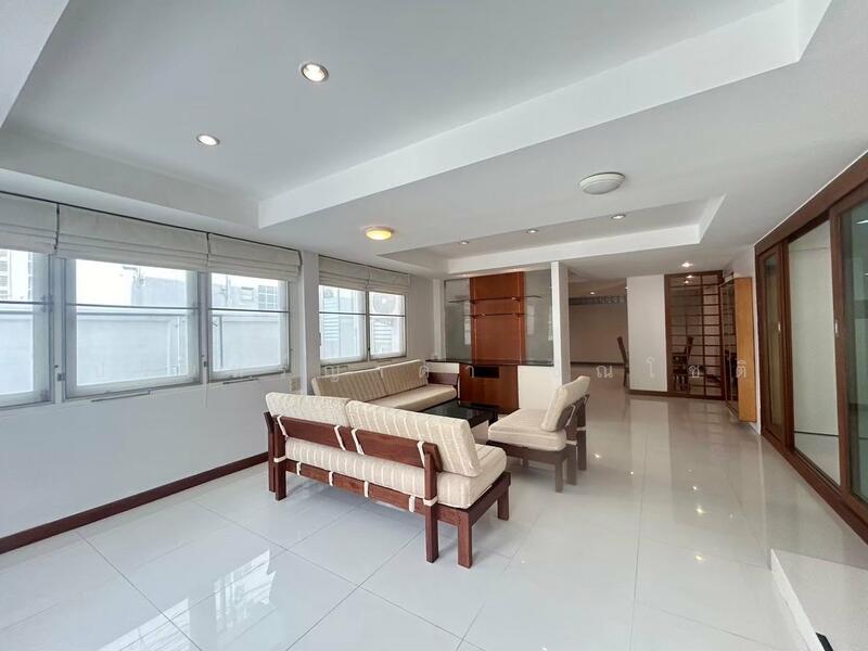 Home Office Rama 9, Bangkok, Suan Luang, Bangkok, 3 Bedrooms, 250 sqm, Single Detached House For Rent, by ปรินทร์ญาดา ชิณโชติ, 11571986 - DDproperty.com