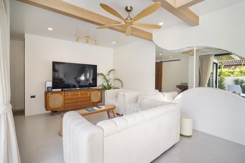 7R0815 Pool villa for rent 4 bedroom 4 bathroom 165,000/month at rawai have fully furnished, Phuket, Rawai, Muang Phuket, Phuket, 4 Bedrooms, 400 sqm, Villa For Rent, by PK LIFE Property, 11572386 - DDproperty.com
